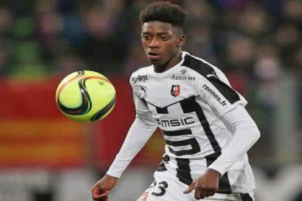 洛杉矶快船以131-116击败黄蜂，哈登55分刷新个人得分纪录，成为首位在两支球队保持得分纪录的球员。