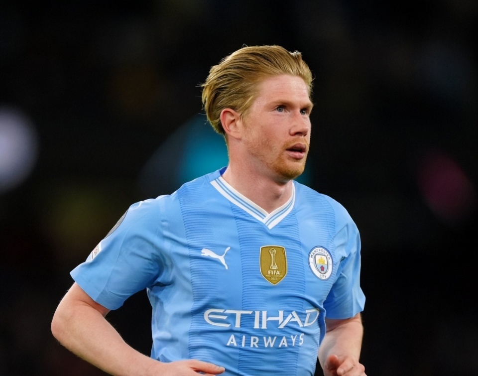 意甲半场：杜维卡斯建功，科莫暂1-0萨索洛