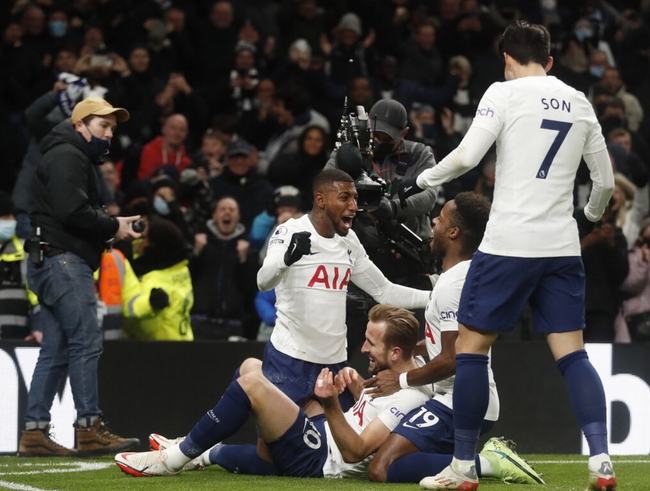 那不勒斯官方：吉尔摩周一将接受手术；据悉将缺阵至明年一月