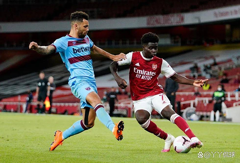 卡斯尔：上次打湖人我们只输了个位数，但让他们罚了太多球